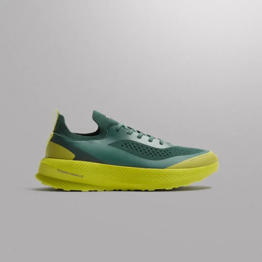 RUNNING SHOES